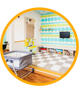 お子さま連れでも安心 キッズルームとベビールーム完備