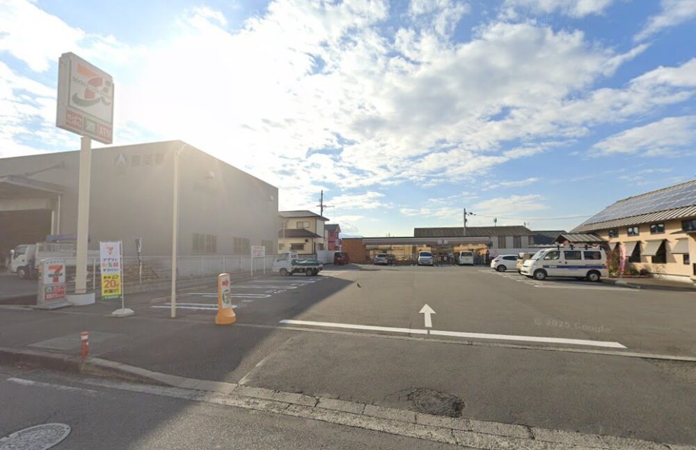 ｾﾌﾞﾝ・ｲﾚﾌﾞﾝ松山今在家町店